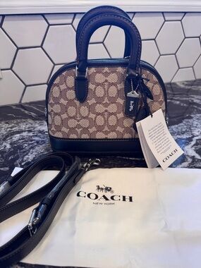 NWT COACH Revel 24 Signature Jacquard